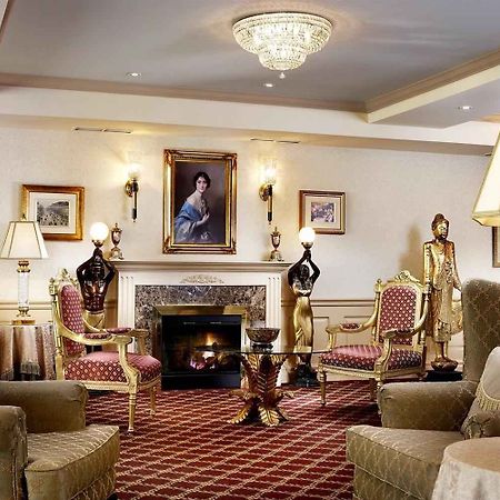 Four Points By Sheraton Toronto Lakeshore Стая снимка